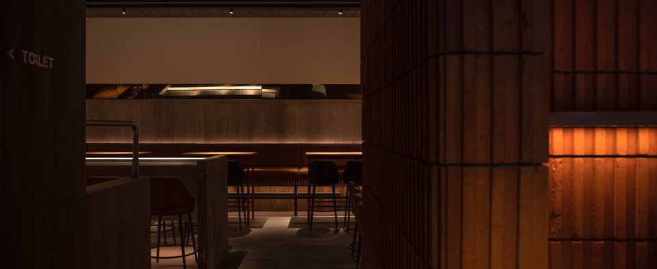 鄭州居酒店裝修公司摩登燒gè鳥(niǎo)居酒屋設(shè)計(jì)案例(圖8)