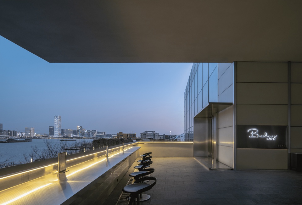 鄭州餐廳設(shè)計公司西岸美術(shù)館餐廳裝修案例(圖3)
