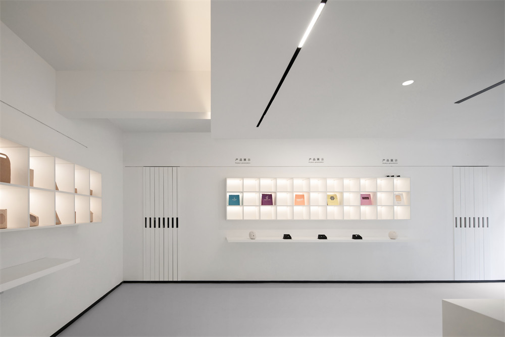現(xiàn)代極簡風JIAYI柔版企業(yè)展廳裝修設(shè)計方案(圖9)