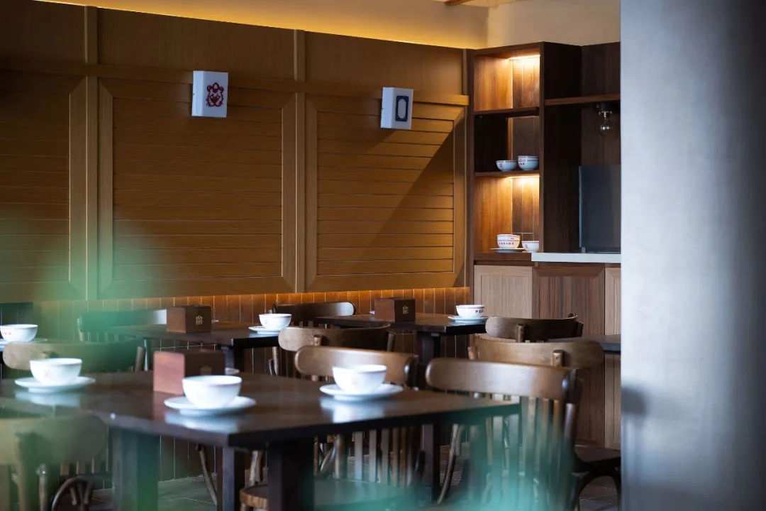 鄭州金博大推薦辣富友川菜館社區(qū)店裝修設(shè)計案例(圖7)