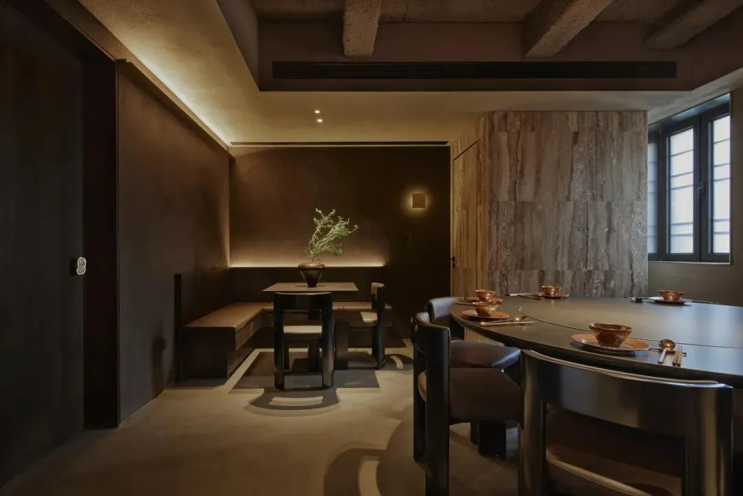 鄭州金博大推薦蔥蘢和牛小火鍋餐廳裝修設(shè)計(jì)(圖11)